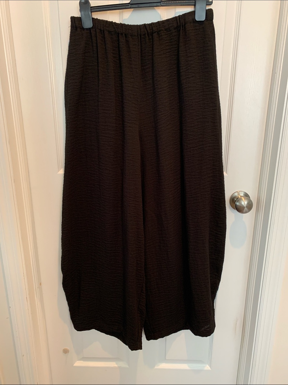 Eleven Stitch Design Black Textured Wide-Leg Pants XL